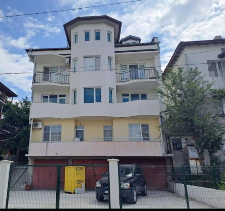 White House Apartments Haskovo Eksteriør bilde